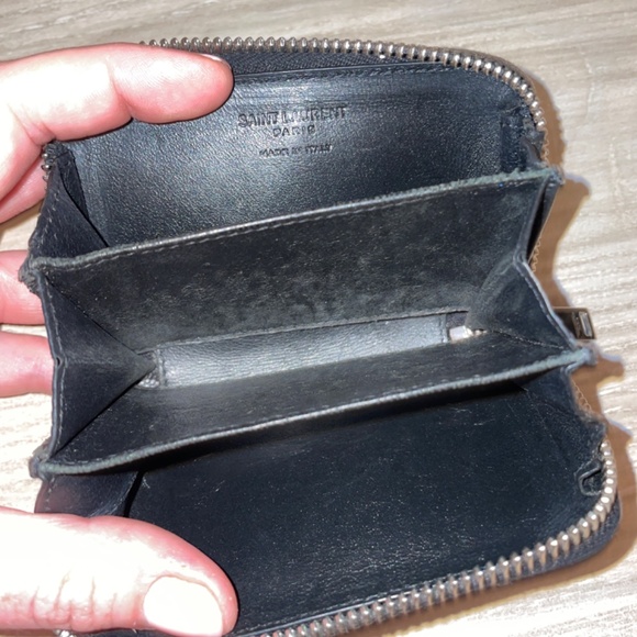 Saint Laurent Small Zippy Wallet - Picture 2 of 10